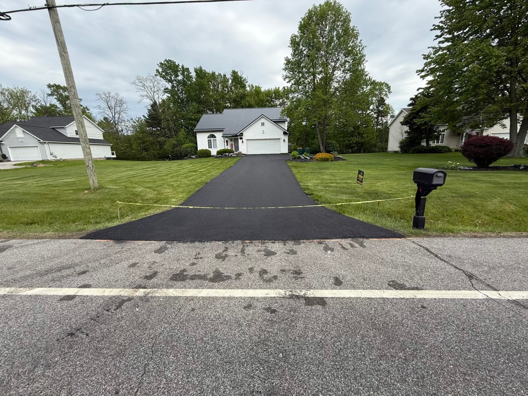 Finished asphalt driveway